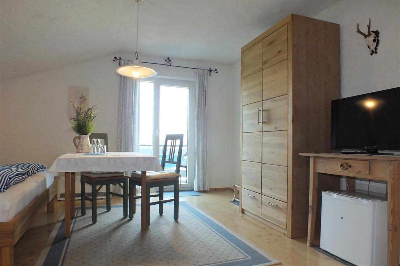 Haus Chiemseeblick Hotel Grabenstätt Kültér fotó
